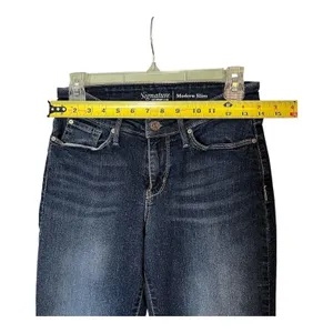 Signature By Levi Strauss & Co Jeans Womens 6 Blue Modern Slim Straight Denim thumbnail 9