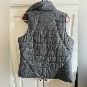 The North Face Women XL Grey Full Zip Outdoor Vest thumbnail 5