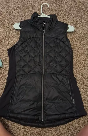 lululemon vest thumbnail 1