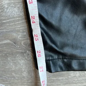 Abercrombie and Fitch Curve Love Vegan Leather 90s Straight ultra high rise thumbnail 10