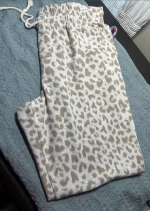 Neutral Leopard Print Joggers Sz M by Danskin like new thumbnail 1