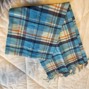Cashmere Blue Plaid Fringe Scarf Made in Scotland 66 x 11.5 thumbnail 3