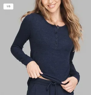 Women's Downtime Henley Size M thumbnail 3