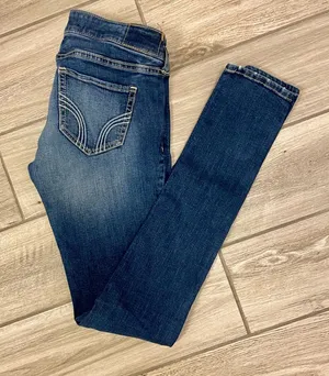 Hollister 3L Blue Jean 3L Sz W26 L 33 thumbnail 1