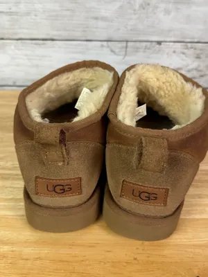 Ugg Classic Ultra Mini Size 10 thumbnail 3