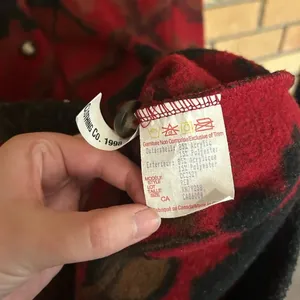 County Clothing Co Women’s Button Up Fleece Jacket Coat Size Medium Red & Black thumbnail 3