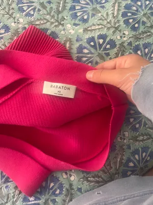 Aritzia Top thumbnail 3