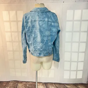 Mudd light blue denim jacket with soft white floral print size xl thumbnail 5