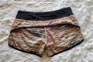 Lululemon Shorts Hot Hot thumbnail 6