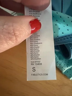 NWT Fabletics Medium Impact Shine Sports Bra, Small thumbnail 4