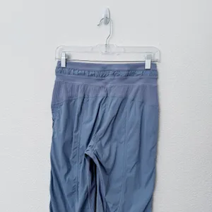 [Lululemon] Utility Blue Dance Studio Mid-Rise Cropped Pants Workout Swift Sz 4 thumbnail 5