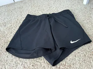Nike shorts thumbnail 1