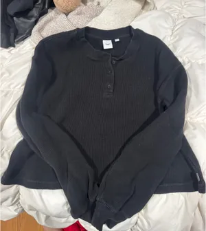 TNA Long Aritzia Long Sleeve thumbnail 1