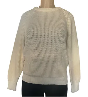 Vintage St. John’s Bay Cream Knit Pullover Sweater Women’s M Acrylic thumbnail 1