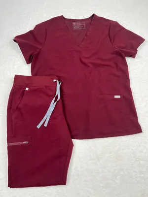 Figs Set Burgundy Casma Scrub Top Zamora Joggers L thumbnail 1