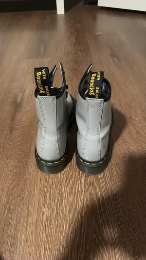Dr. Martens Boots thumbnail 7