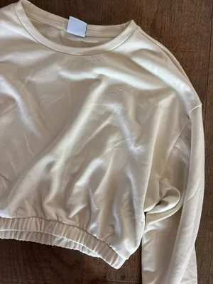 gymshark pale yellow long sleeve crop cropped pullover sweatshirt thumbnail 2