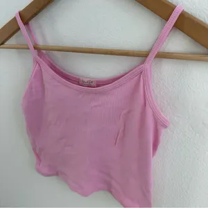 Brandy Melville John Galt pink ribbed cami top thumbnail 3