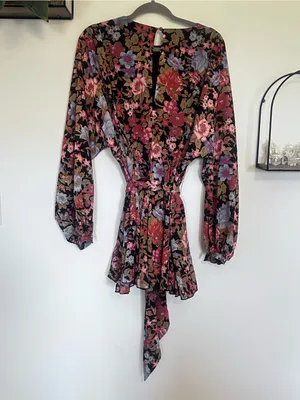 Showpo Floral Print Long Sleeve Belted Boho Mini Dress Size 4 thumbnail 2