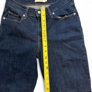 Levi's Classic Bootcut Jeans Women's 26 Dark Wash Mid Rise Stretch Denim thumbnail 3