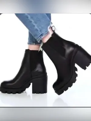 Steve Madden Roxie Platform Bootie in Black Leather, Chunky Lug Sole, size 9 thumbnail 2