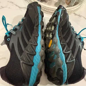 Merrell women’s Black and Teal running Sneakers thumbnail 7