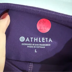Athleta Purple cropped Leggings size Large 21” inseam thumbnail 2