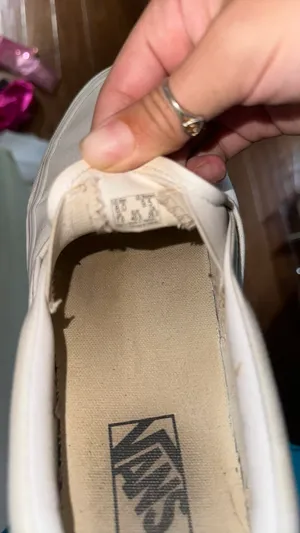 White Vans Slip-On Women’s thumbnail 2