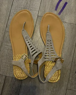 Sandals Tan Size 11 thumbnail 1