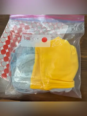 Shein XS v neck crop top thumbnail 4