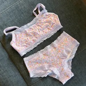 💐VS PINK Cotton Lace Trim Bralette & Cotton Cheeky Panty Petite Lilac Floral M thumbnail 8