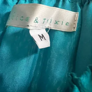 Alice&Trixie Silk Seafoam Green Aquamarine Blue Y2K Party Dress Homecoming Sz M thumbnail 2