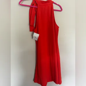 NWT Stunning Morgan Taylor Red Tie Neck Mini‎ Sleeveless Dress Medium thumbnail 2