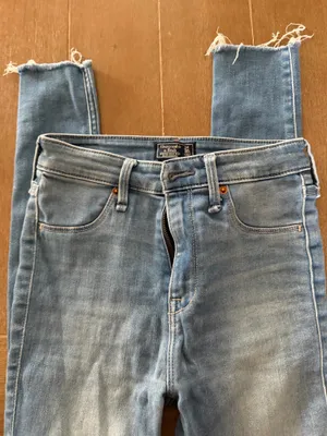 Abercrombie High-Rise Jean Leggings thumbnail 3
