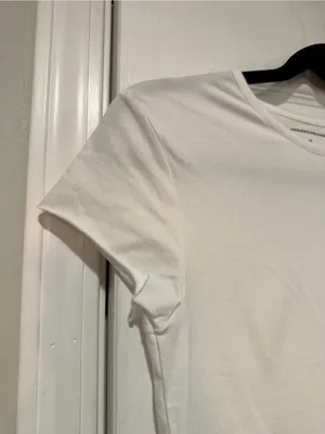 NWOT Anthropologie Size XS White Stretch Short Sleeve Raw Hem Stretch Crop Top thumbnail 3