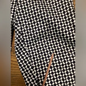 H&M Ankle straight pants Black and white geometric print. Size 8 thumbnail 10