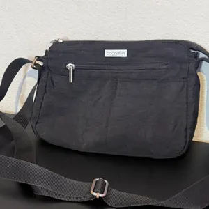 Baggallini Crossbody Bag Women Small Black Nylon Adjustable Strap Travel Pocket thumbnail 16