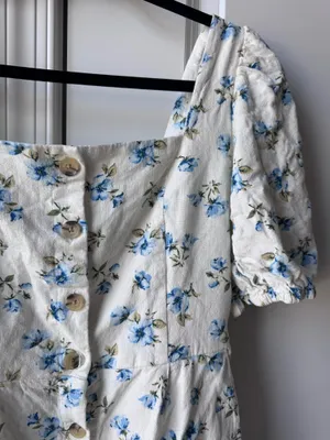 Old Navy White Floral Puff-Sleeve Mini Dress with Blue Floral Print thumbnail 2