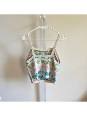 American Eagle NWOT Women's Floral Crochet Sweater Tank Size XL thumbnail 3