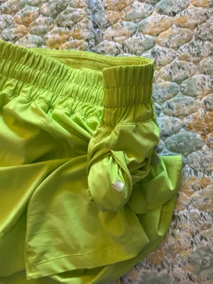 Lululemon Shorts thumbnail 6