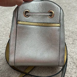 Cute , small metallic bucket purse -made in Italy thumbnail 6