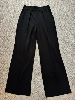 H&M High-Rise Pleated Slacks thumbnail 1