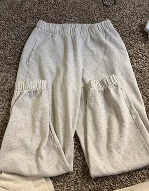 Hollister Sweatpants thumbnail 1