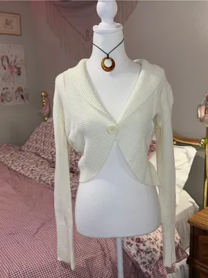 Y2K Women’s Cream Cropped Button-Front Sweater thumbnail 5