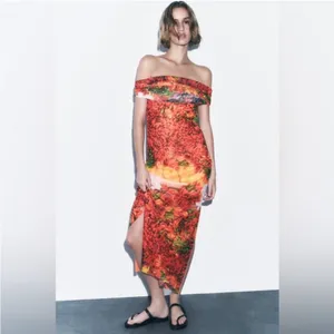 NWOT Zara Picante‎ All Over Print Over The Shoulder Tulle Maxi Dress Sz Medium thumbnail 2