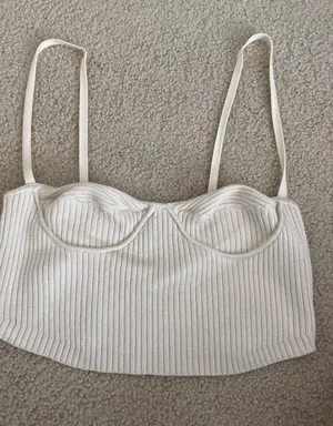 Urban Outfitters Top thumbnail 1