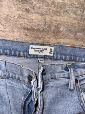 Abercrombie Jeans Ultra High-Rise Curve Love Ankle Straight Women’s thumbnail 2