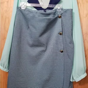 Blouse and skirt Size L thumbnail 4