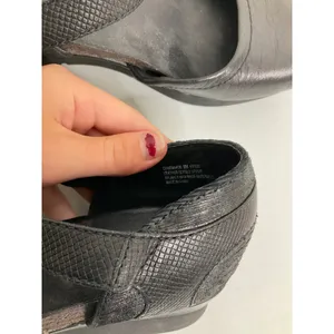 OTBT Companion Black Leather Mary Jane Wedge Shoes 8M 17F935‎ thumbnail 7