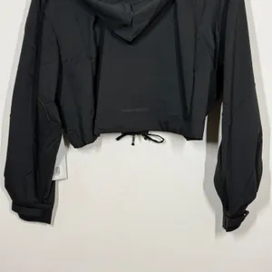 Girlfriend Collective Windbreaker Jacket Women XS Black Full Zip Hoodie Crop NWT thumbnail 6